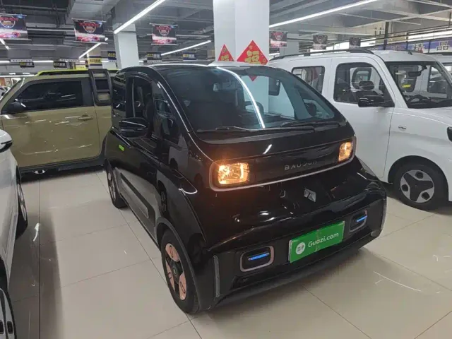 Baojun KiWi EV — Фото автомобиля 3
