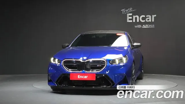 BMW M5 G90 — Фото автомобиля 3