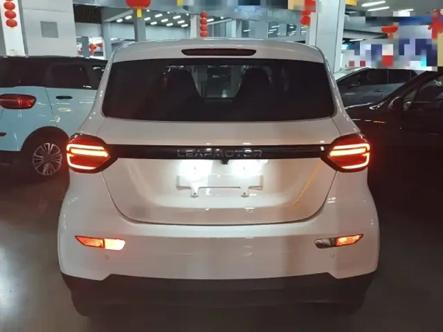 Leapmotor T03 — Фото автомобиля 5
