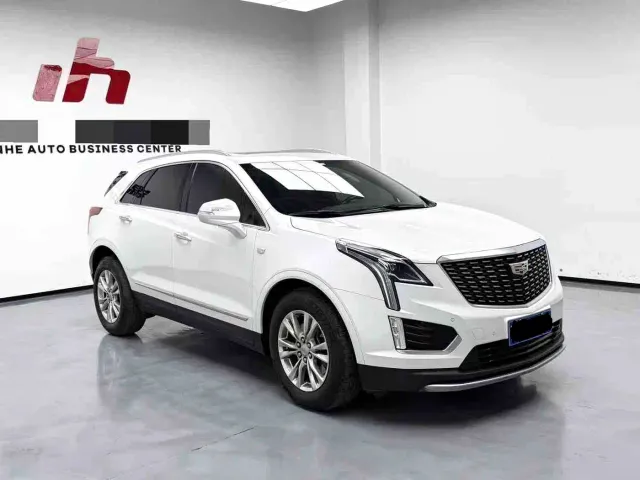 Cadillac XT5 — Фото автомобиля 3