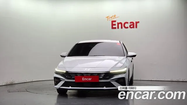 Hyundai Avante — Фото автомобиля 3