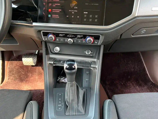 Audi Q3 — Фото автомобиля 16