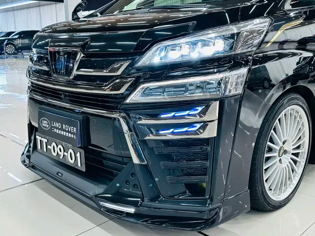 Toyota Vellfire — Фото автомобиля 5