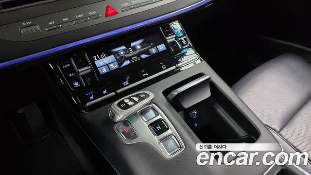 Hyundai Grandeur (New) Hybrid — Фото автомобиля 12