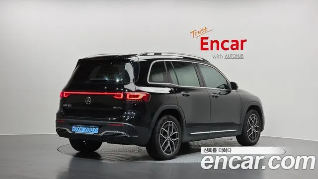 Mercedes-Benz EQB — Фото автомобиля 2
