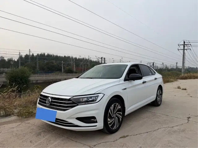 Фотография автомобиля — Volkswagen Sagitar