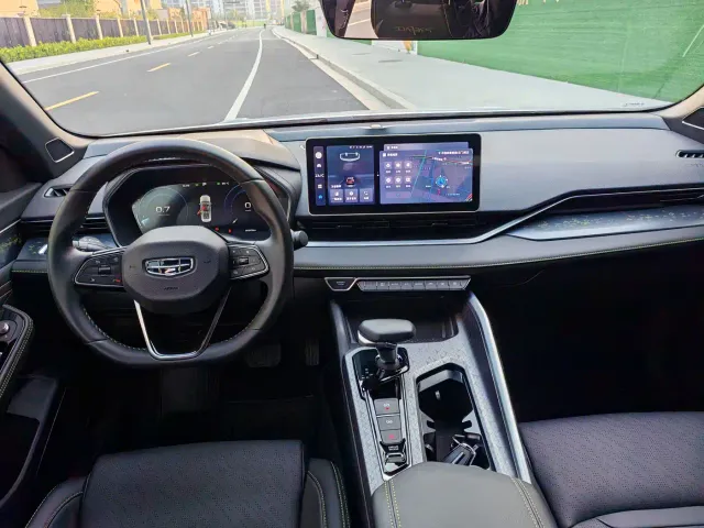 Geely Xingrui — Фото автомобиля 9