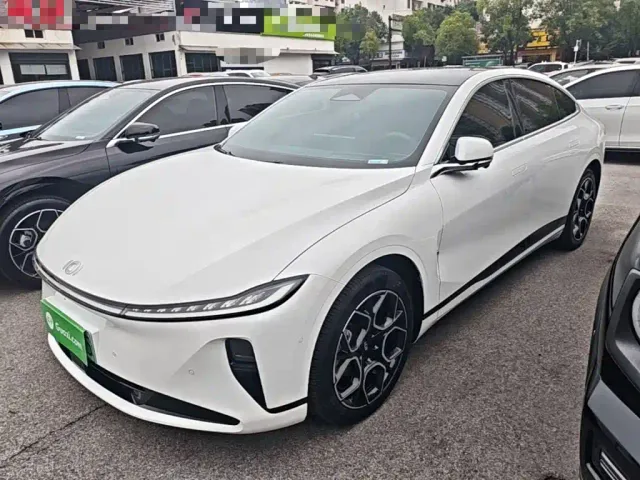 Фотография автомобиля — Changan Qiyuan A07