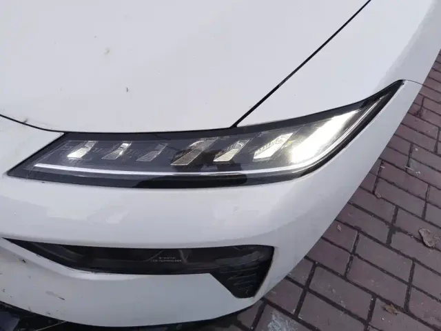 Dongfeng eπ 007 — Фото автомобиля 5