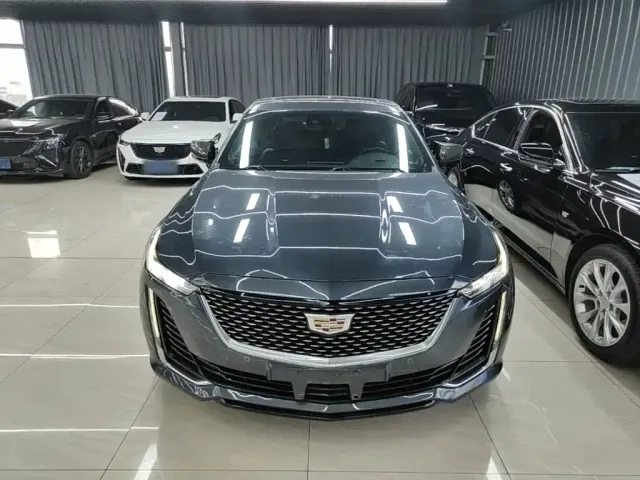 Cadillac CT5 — Фото автомобиля 2
