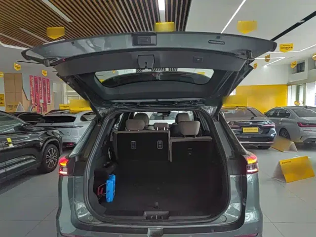 Chery Fengyun T8 — Фото автомобиля 18