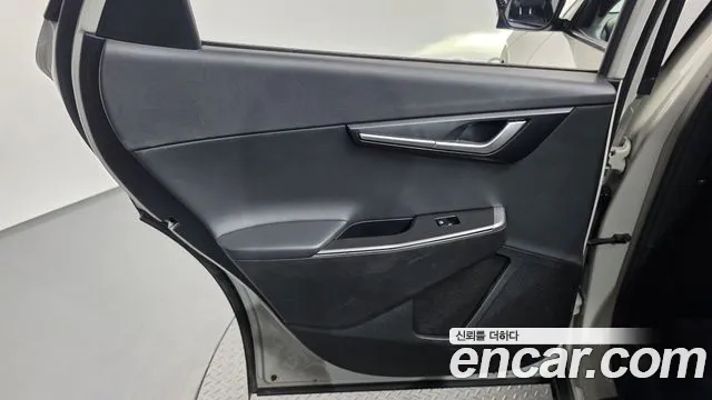 Kia EV6 — Фото автомобиля 14