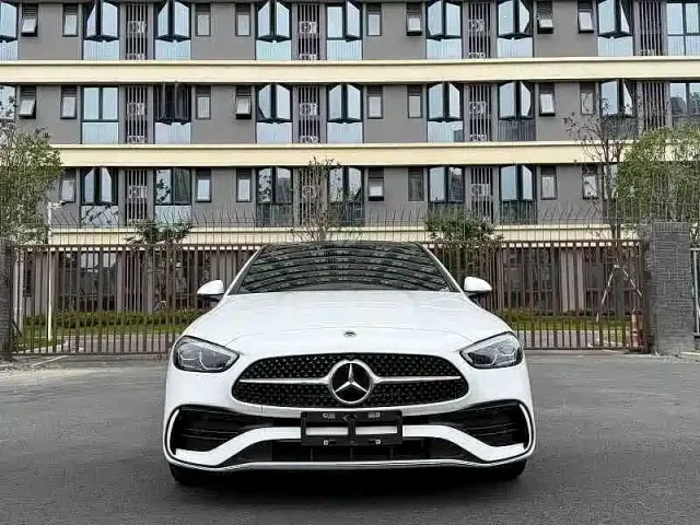 Mercedes-Benz C-Class — Фото автомобиля 2