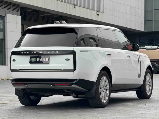 Land Rover Range Rover — Фото автомобиля 19