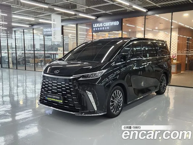 Фотография автомобиля — Lexus LM Generation 2