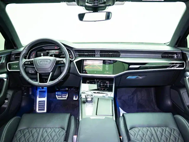 Audi A6L — Фото автомобиля 10