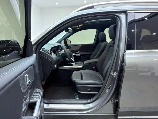 Mercedes-Benz GLB-Class — Фото автомобиля 14