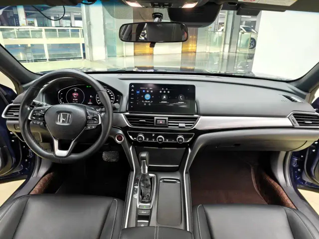 Honda Inspire — Фото автомобиля 10