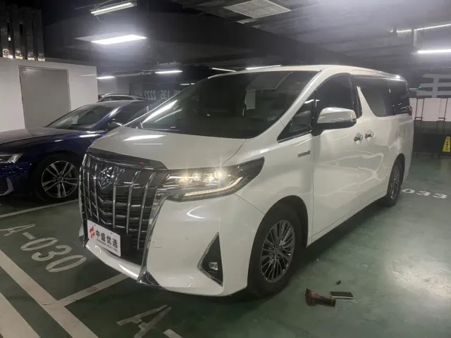 Фотография автомобиля — Toyota Alphard