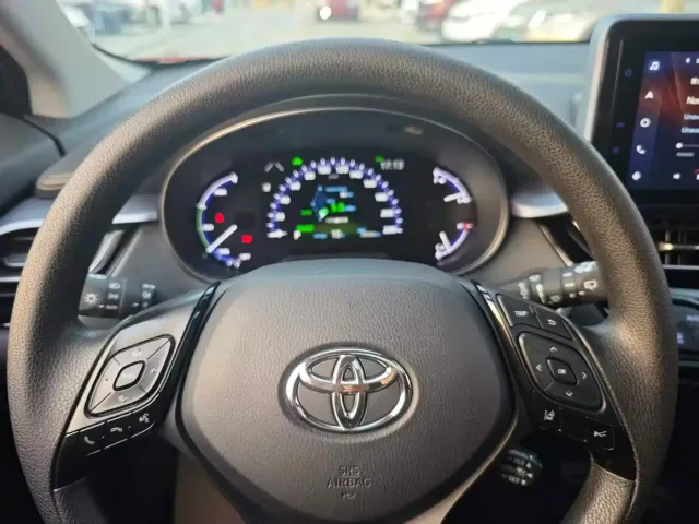 Toyota Toyota IZOA 2022 Hybrid 2.0L Yixing Edition — Фото автомобиля 11