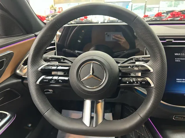 Mercedes-Benz E-Class — Фото автомобиля 9