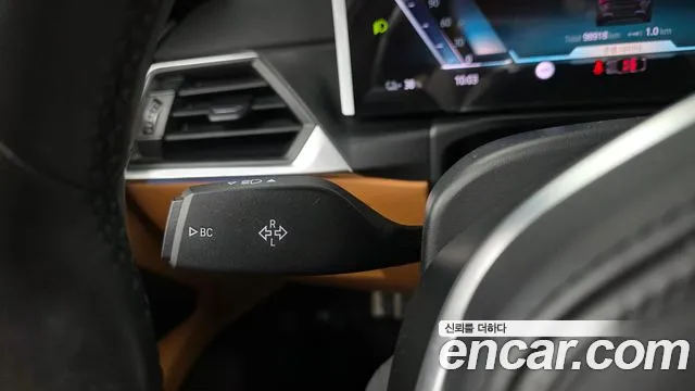 BMW i4 — Фото автомобиля 25