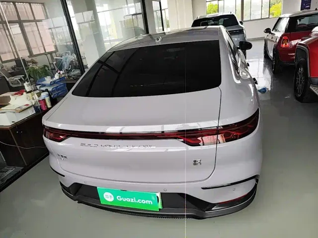 BYD Han — Фото автомобиля 5