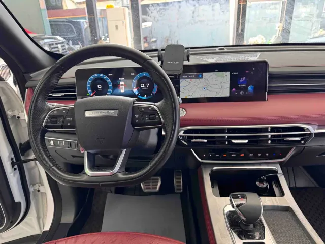 Jetour X70 Plus — Фото автомобиля 12