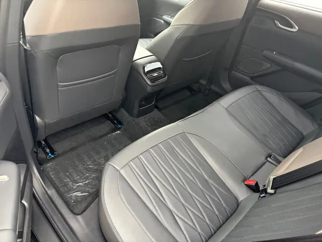 Changan Eado — Фото автомобиля 12