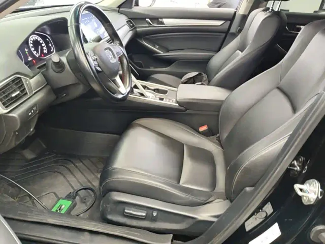 Honda Accord — Фото автомобиля 14