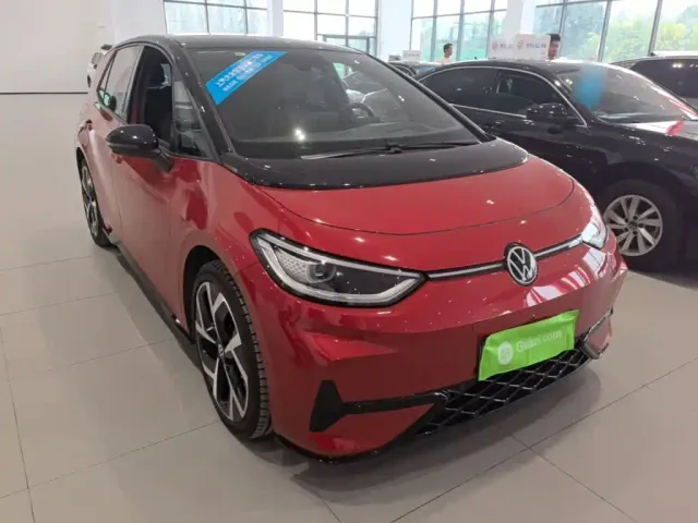 Volkswagen ID.3 — Фото автомобиля 3