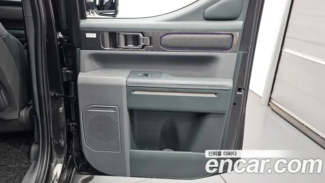 Kia Tasman Tasman 2.5T Бензин 4WD — Фото автомобиля 25