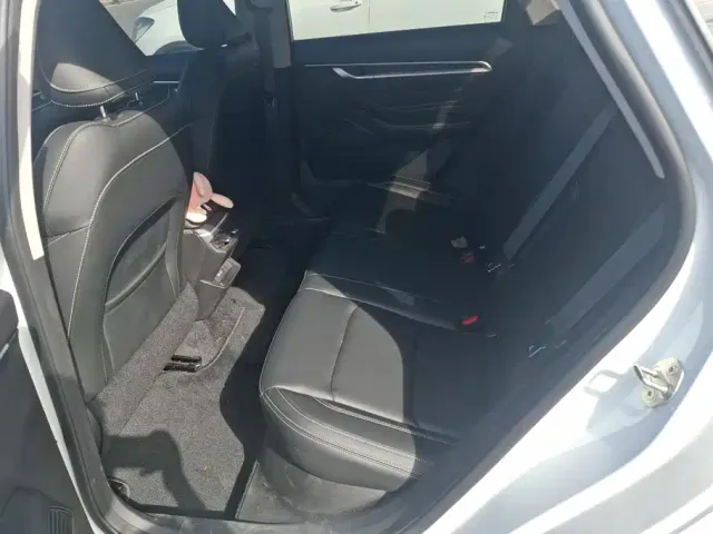 Geely Emgrand — Фото автомобиля 11