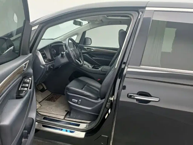GAC Trumpchi M8 — Фото автомобиля 7