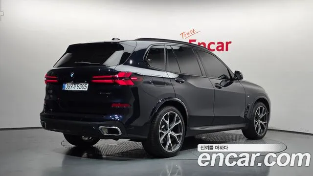 BMW X5 xDrive 40i M Sport — Фото автомобиля 2