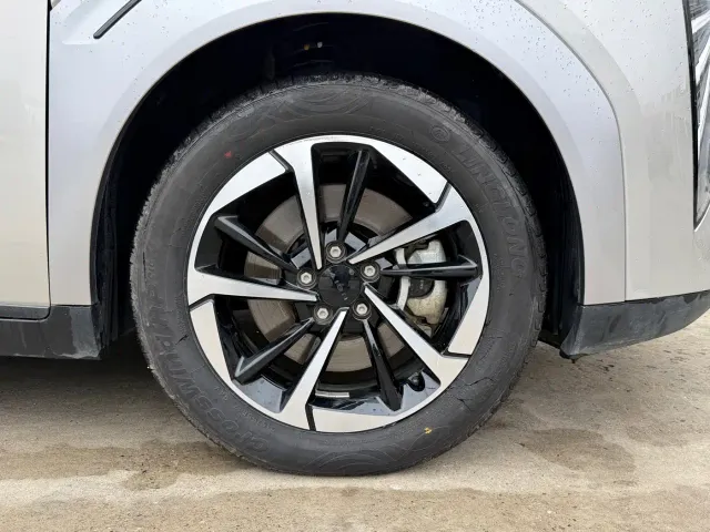 GAC Aion Y — Фото автомобиля 18