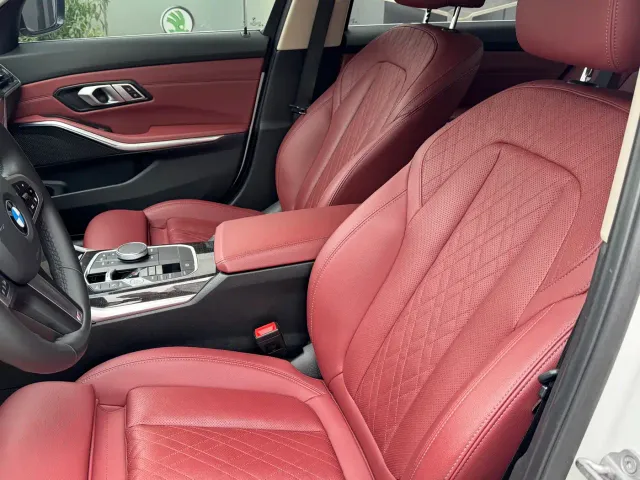 BMW 3 Series — Фото автомобиля 25