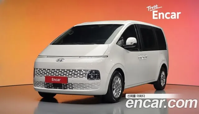 Фотография автомобиля — Hyundai Staria