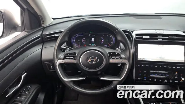 Hyundai Tucson Tucson (NX4) Дизель 2.0 2WD — Фото автомобиля 13