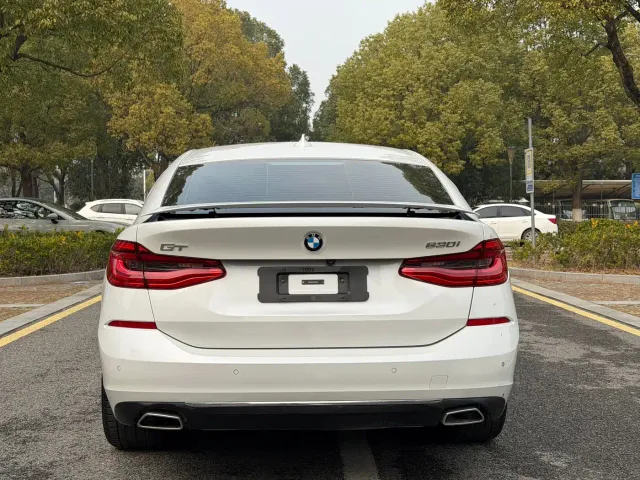 BMW 6 Series Gran Turismo — Фото автомобиля 23