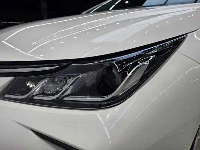 Toyota Corolla — Фото автомобиля 8