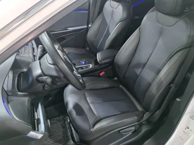 Buick Velite 6 — Фото автомобиля 14