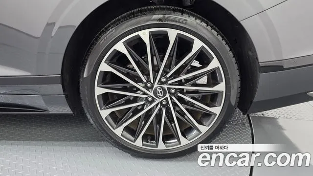 Hyundai Grandeur GN7 — Фото автомобиля 6