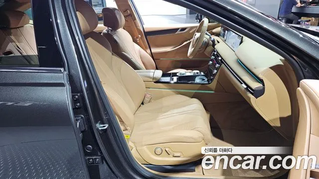 Genesis G80 Бензин 2.5 турбо AWD — Фото автомобиля 21