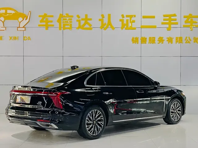 Hongqi H5 — Фото автомобиля 3