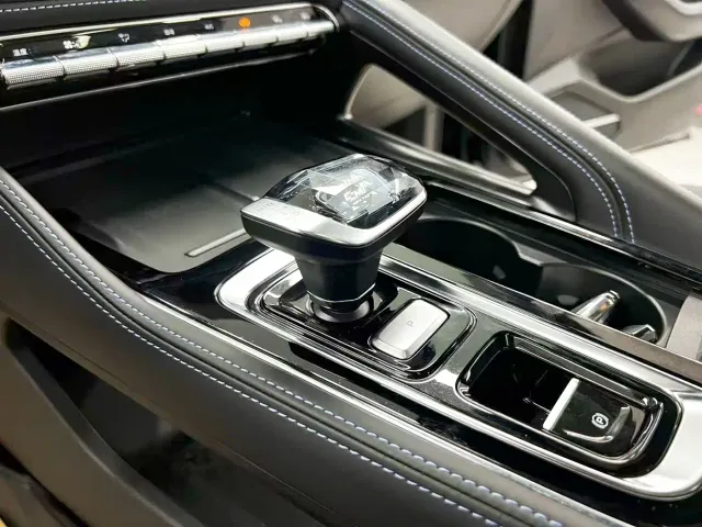 Geely Xingrui — Фото автомобиля 12