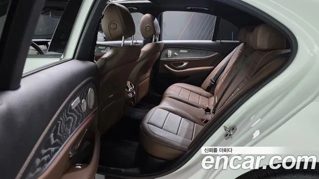 Mercedes-Benz E-Class W213 — Фото автомобиля 26