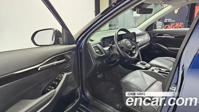 Kia Seltos — Фото автомобиля 10
