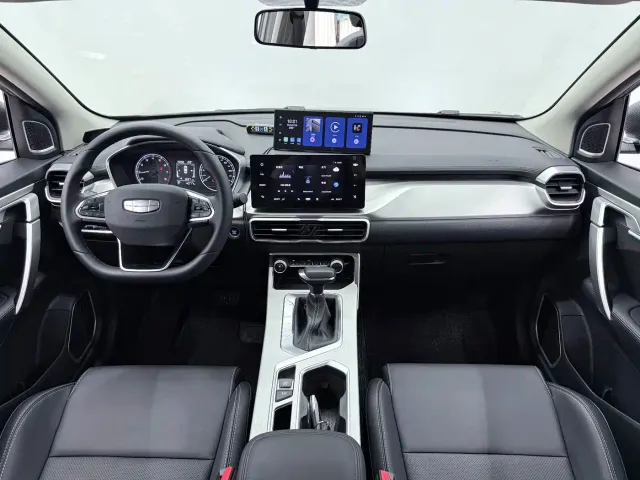 Geely Binyue — Фото автомобиля 6