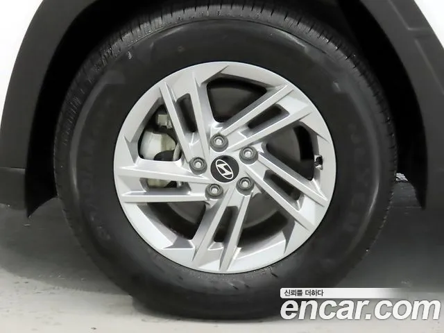 Hyundai Tucson Новый Tucson (NX4) Бензин 1.6 турбо 2WD — Фото автомобиля 20